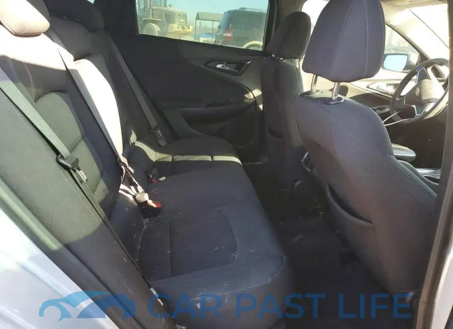 1G1ZD5ST1LF100103# 10