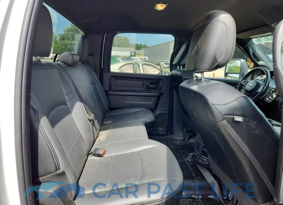 3C6UR5CL6PG637398# 10