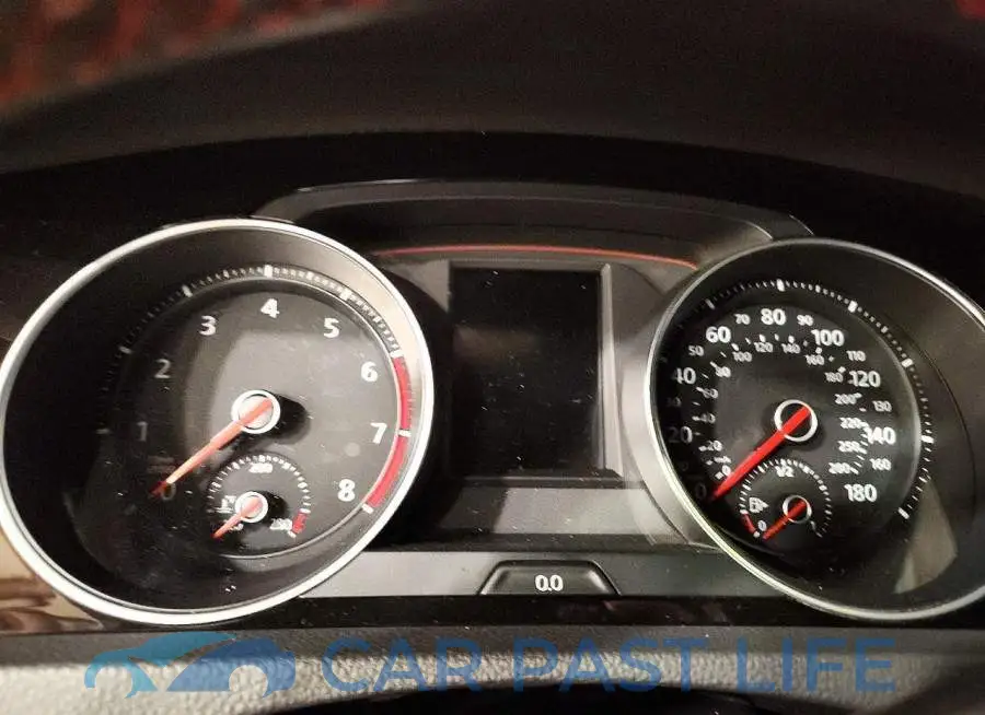 3VW5T7AU1KM020455# 9