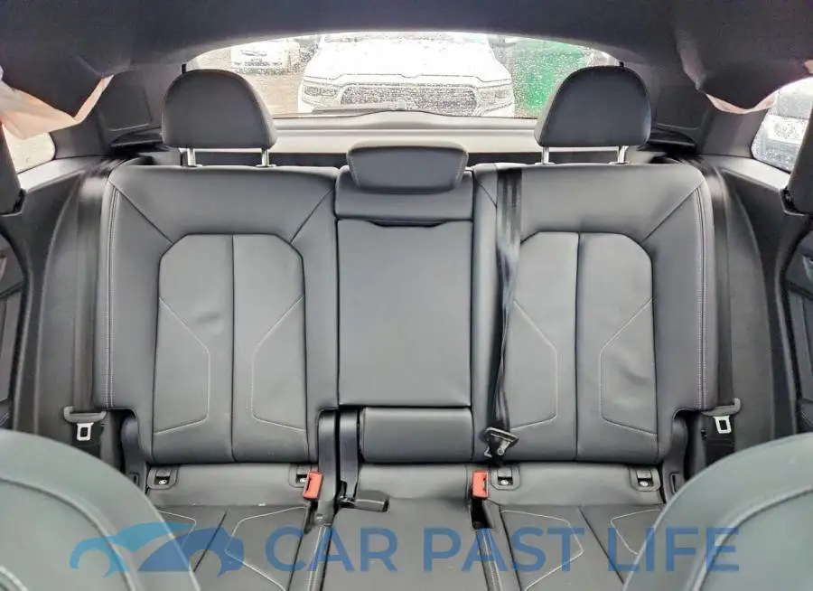 WA1FECF3XR1052011# 10