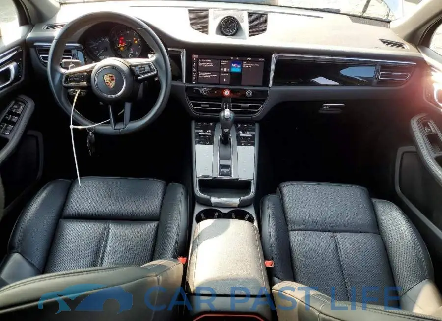 WP1AA2A55PLB16194# 8