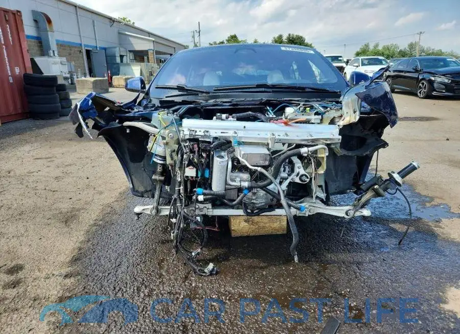 5YJSA1E68PF499120# 5