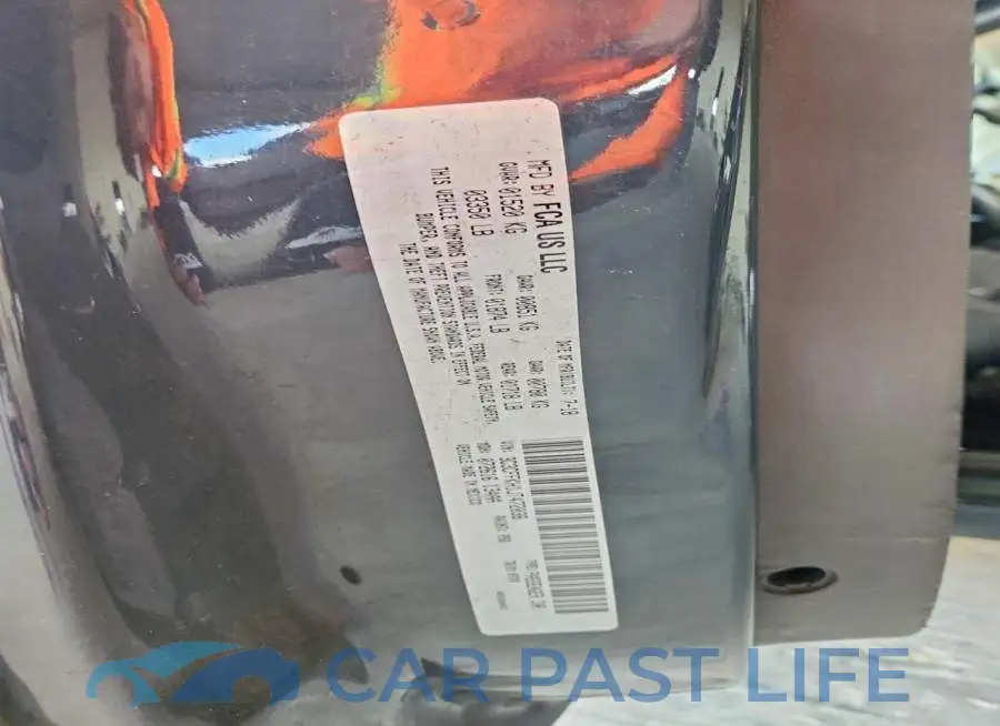 3C3CFFKH1JT472038# 12