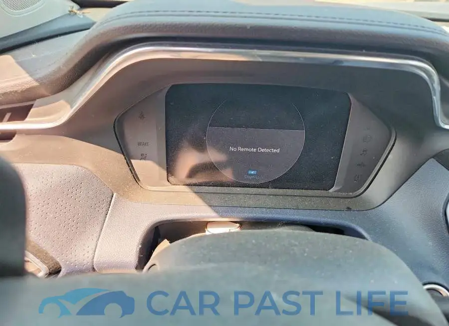 1G1FZ6S01N4111875# 9