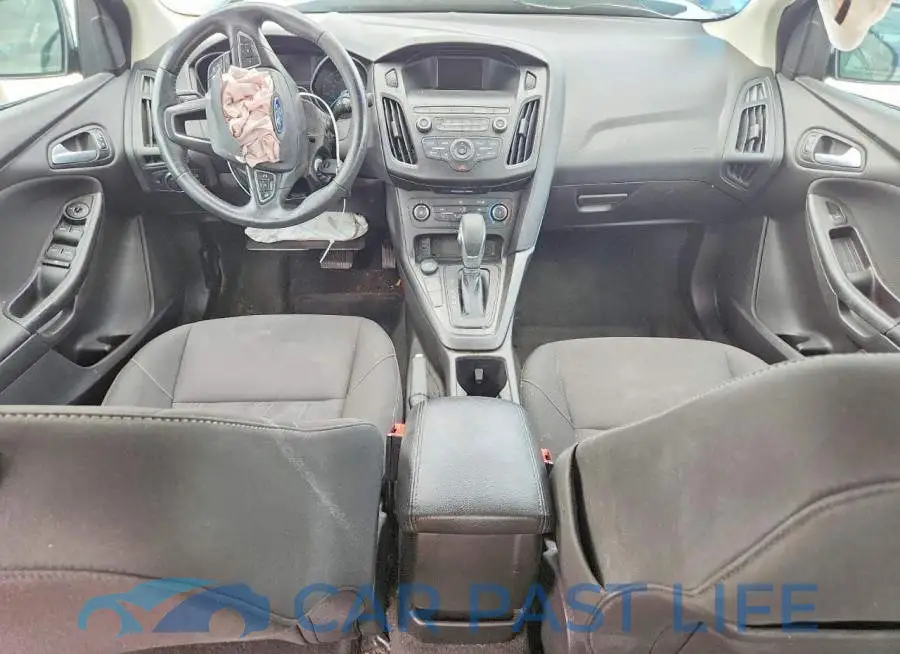 1FADP3F2XJL270401# 8