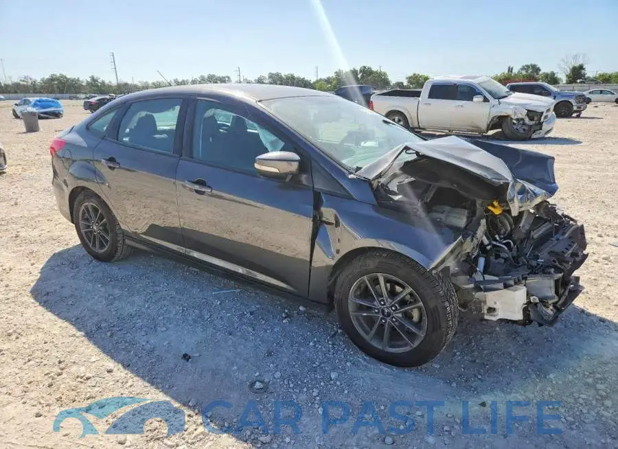 1FADP3F2XJL270401# 4