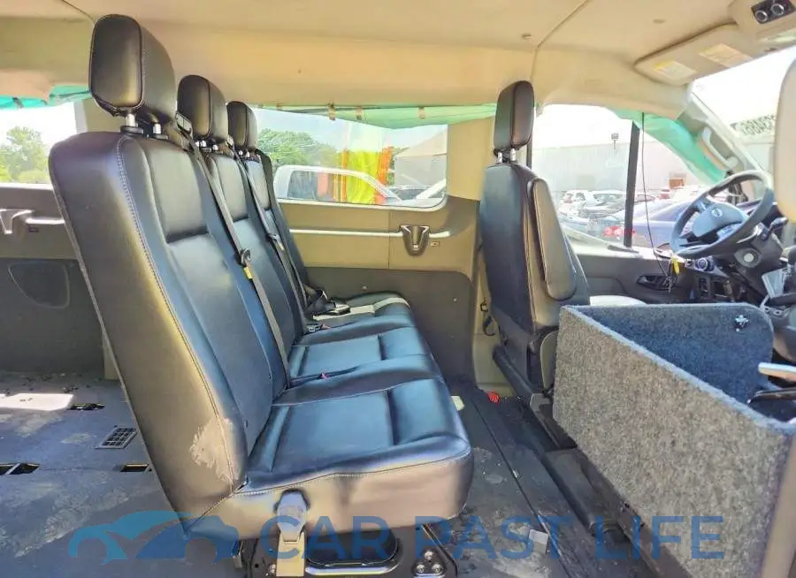 1FBAX2Y87RKA90646# 11