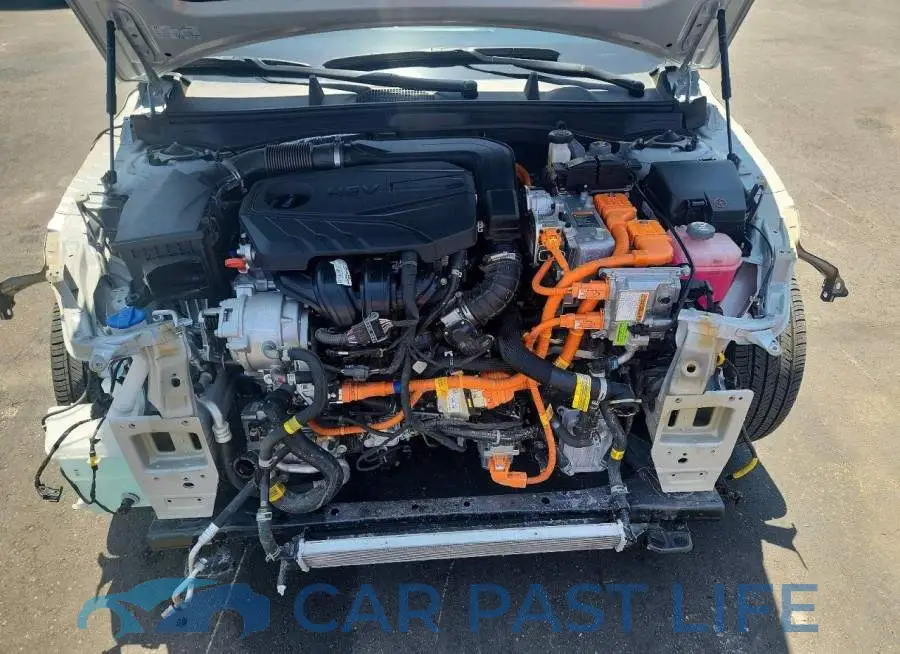 KMHL34JJ8SA115196# 11