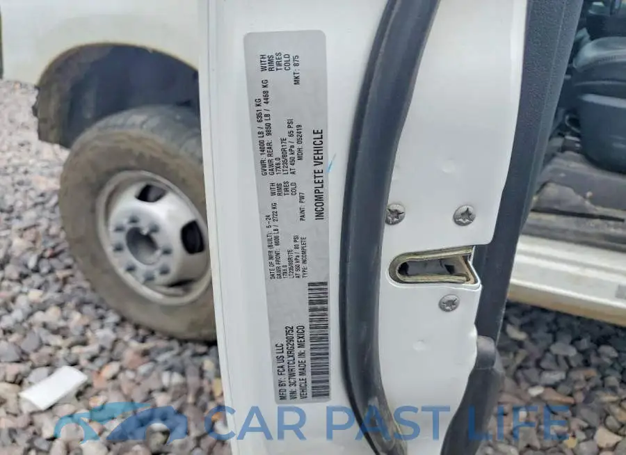 3C7WRTCLXRG290752# 12