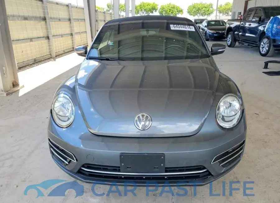 3VW5DAATXJM502227# 5