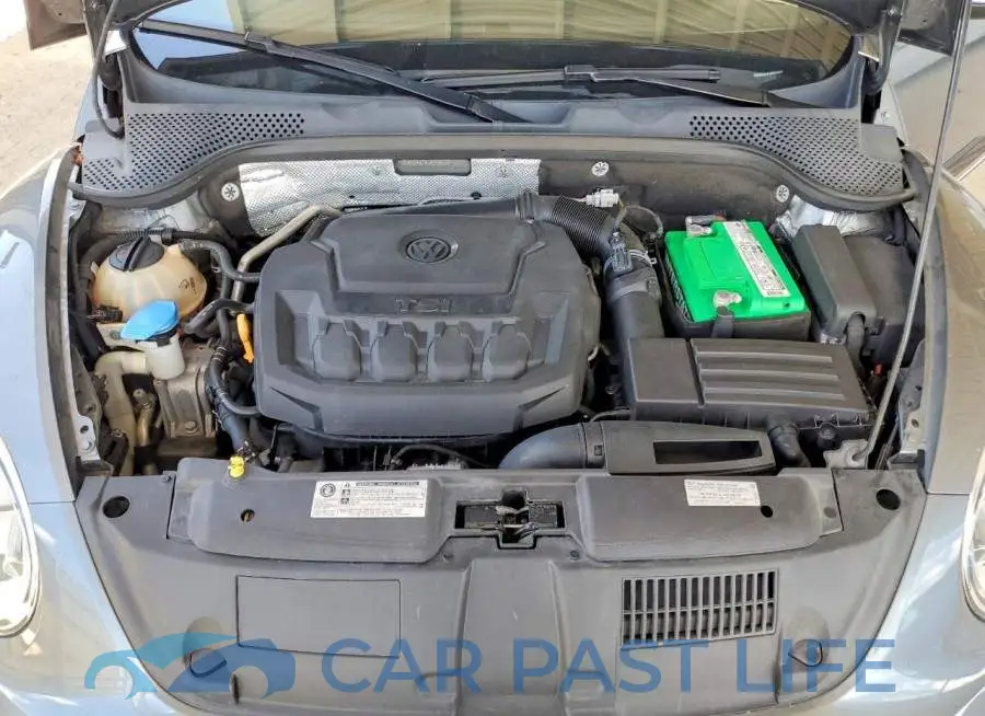 3VW5DAATXJM502227# 11