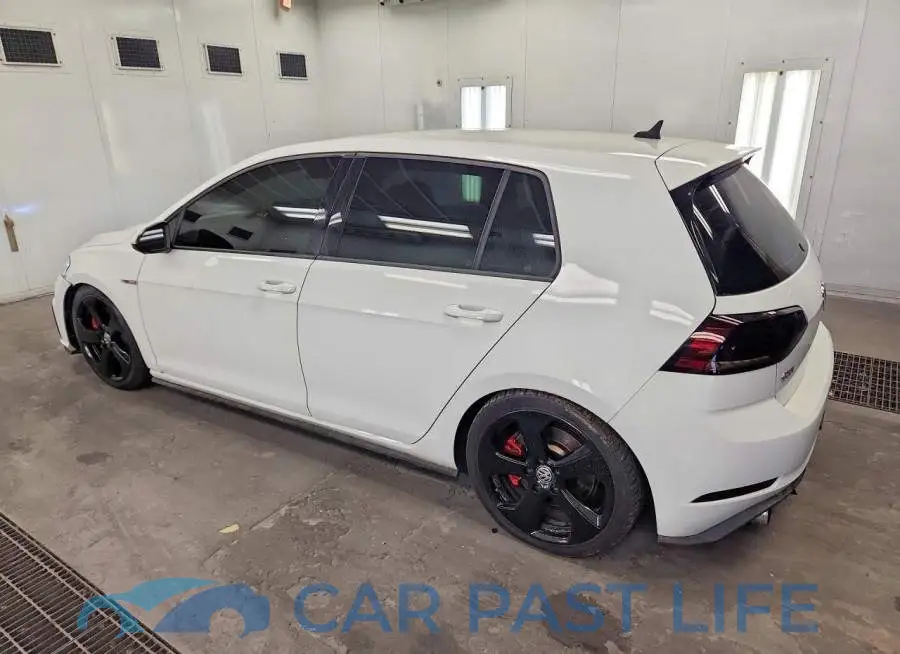 3VW5T7AU4LM002209# 2