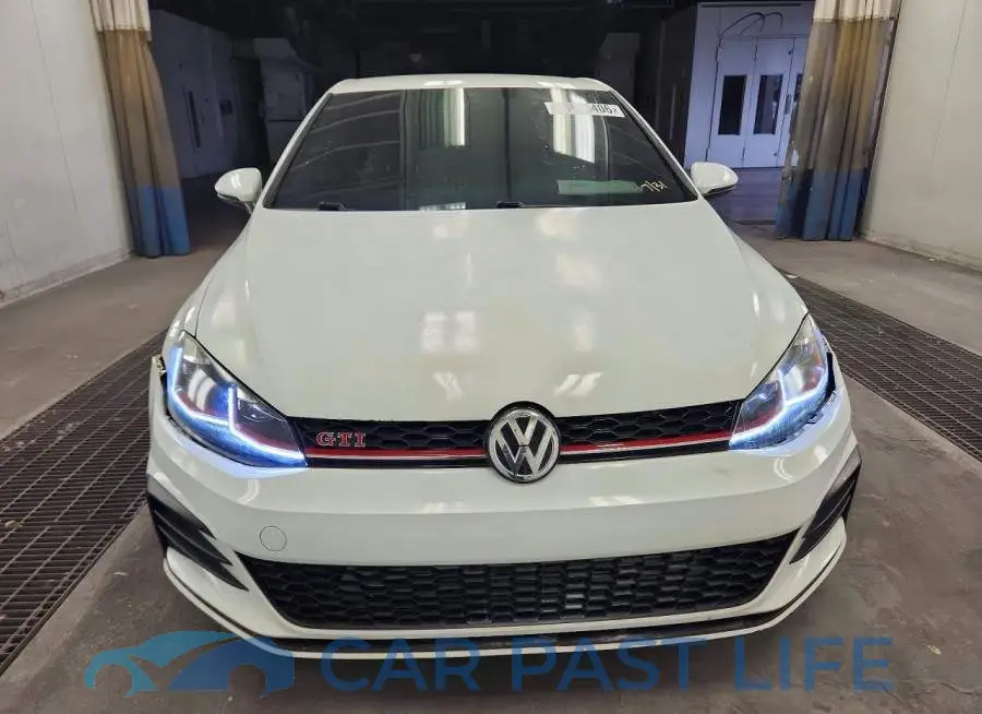 3VW5T7AU4LM002209# 5