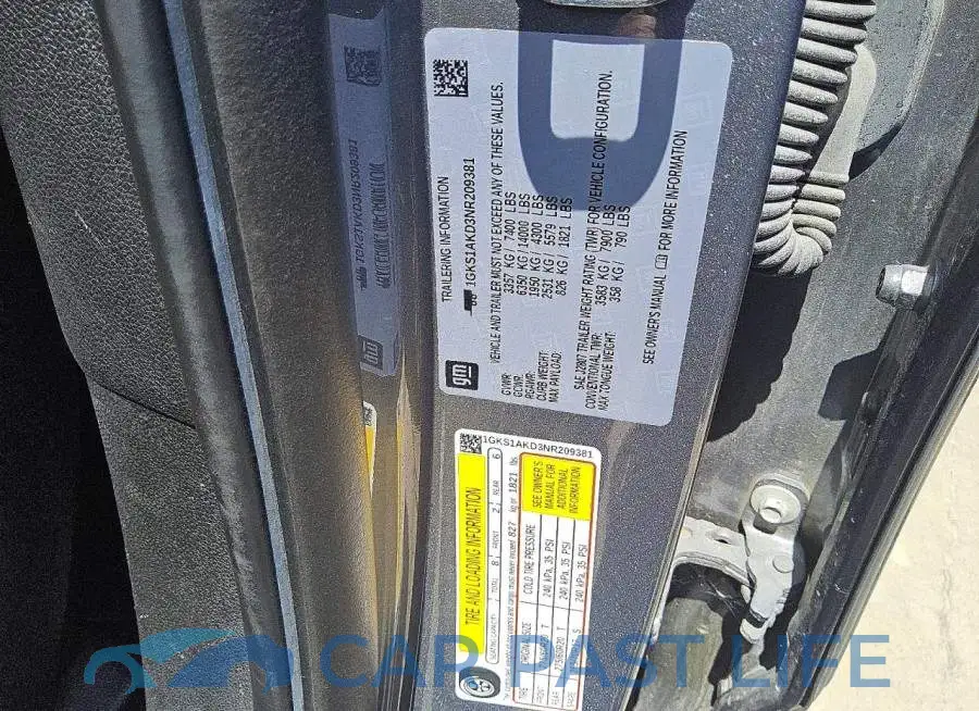 1GKS1AKD3NR209381# 13