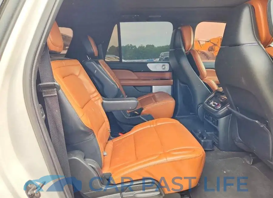 5LMJJ3LT2KEL13137# 11