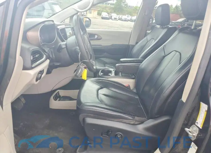 2C4RC1DG9LR198597# 7