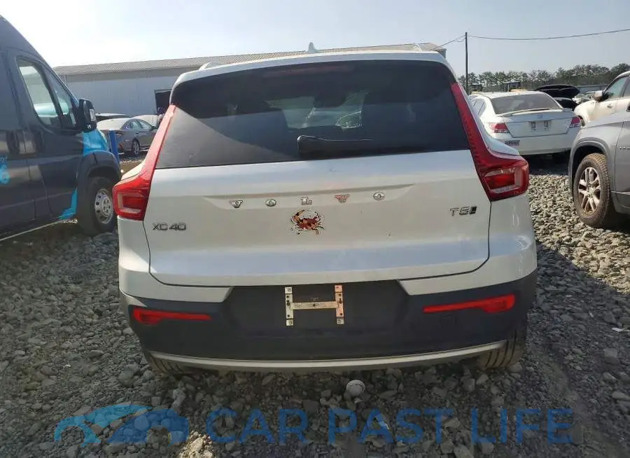 YV4162UK2M2465235# 6
