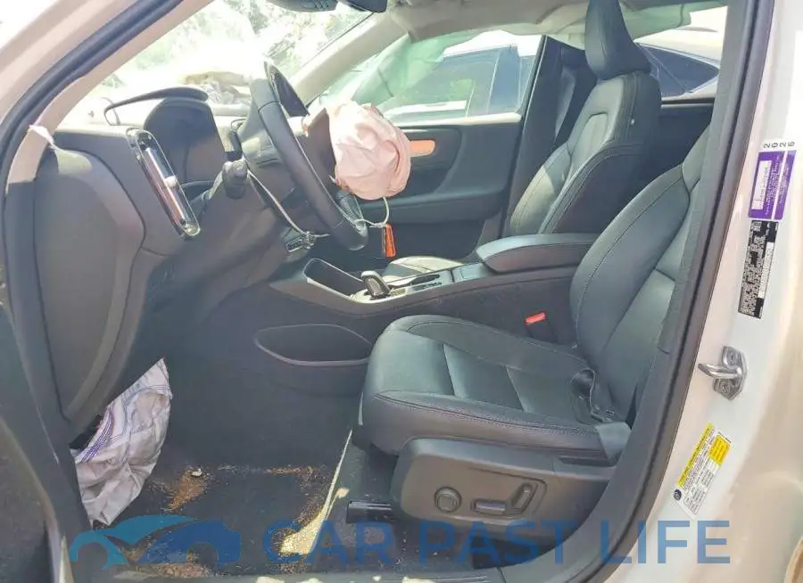YV4162UK2M2465235# 7