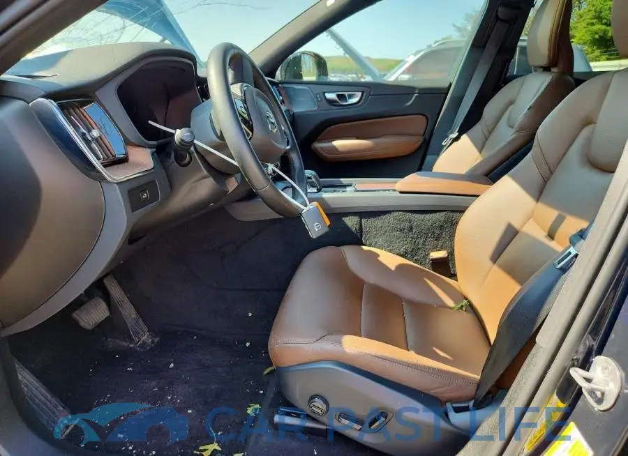 YV4L12RL0R1836933# 7