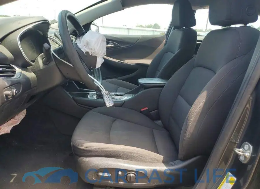 1G1ZD5ST8JF158402# 7