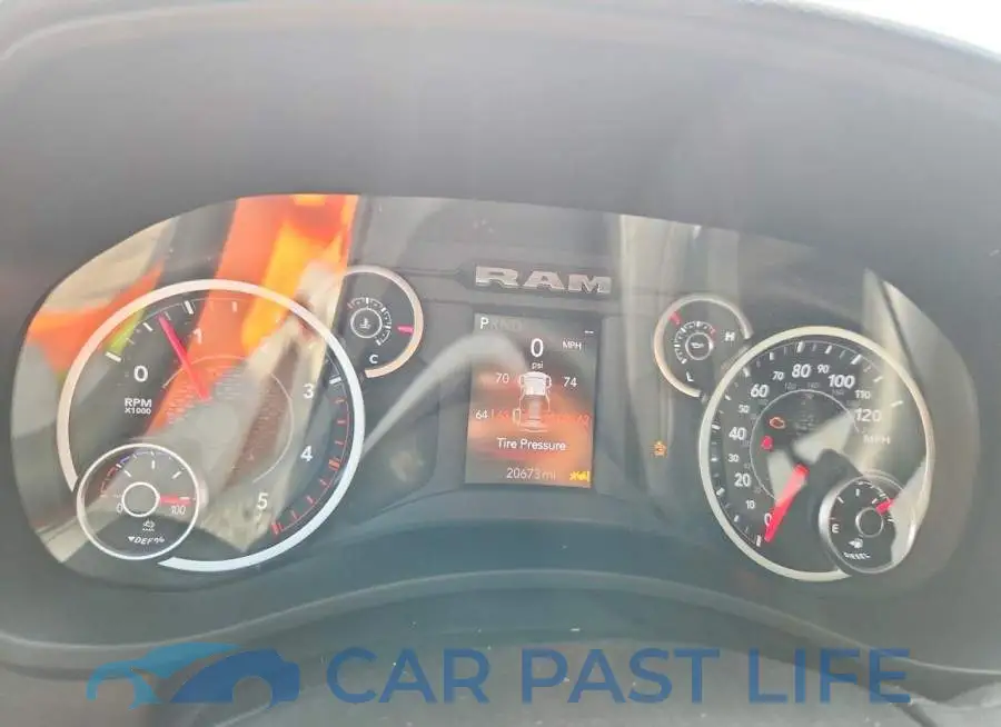 3C63RRHL2TG151127# 9