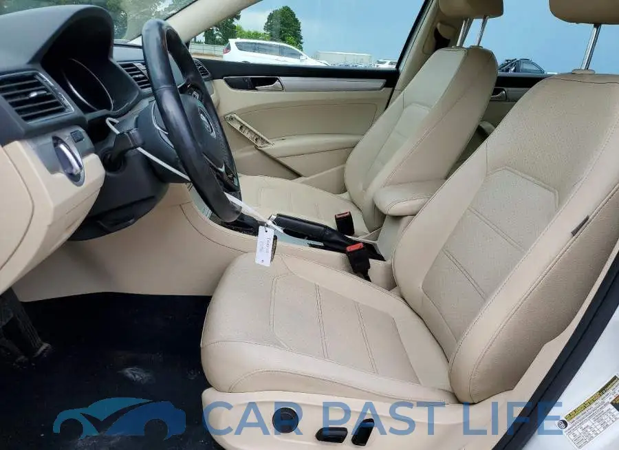 1VWLA7A32KC008076# 7