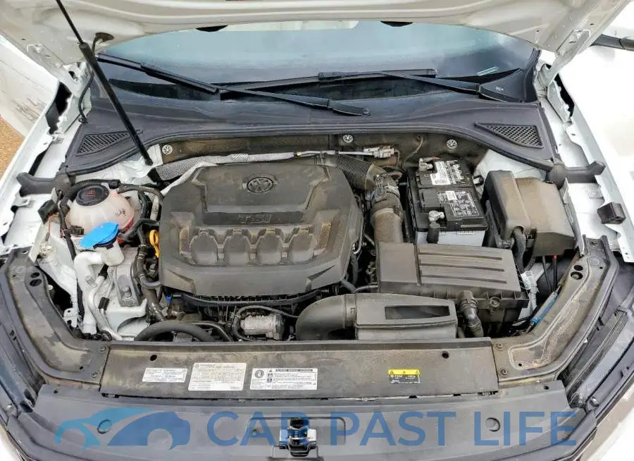1VWLA7A32KC008076# 11