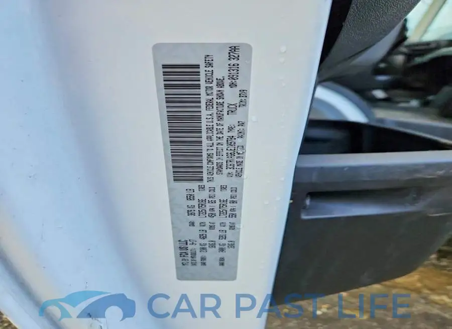 3C6TRVAG6JE109784# 13