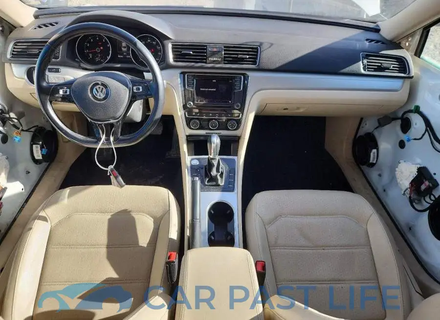 1VWLA7A33KC001900# 8