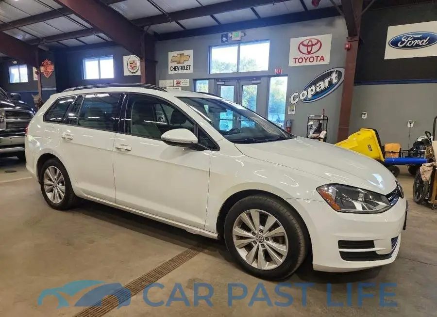 3VW017AU9HM520159# 4