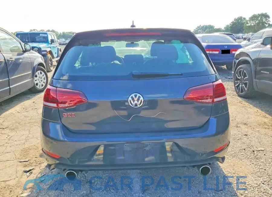 3VW5T7AU2KM005592# 6