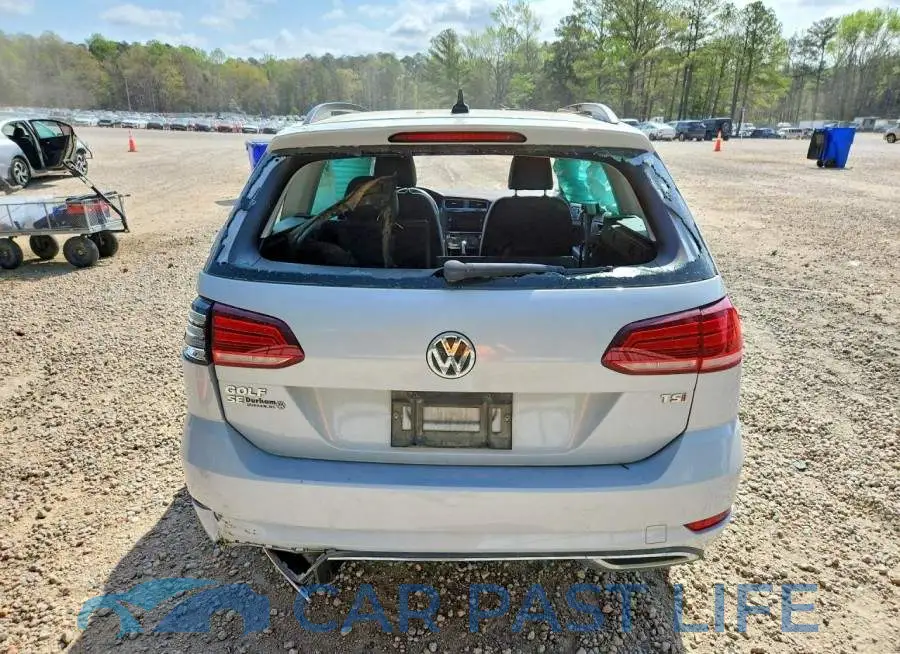 3VWD17AU6JM766769# 6
