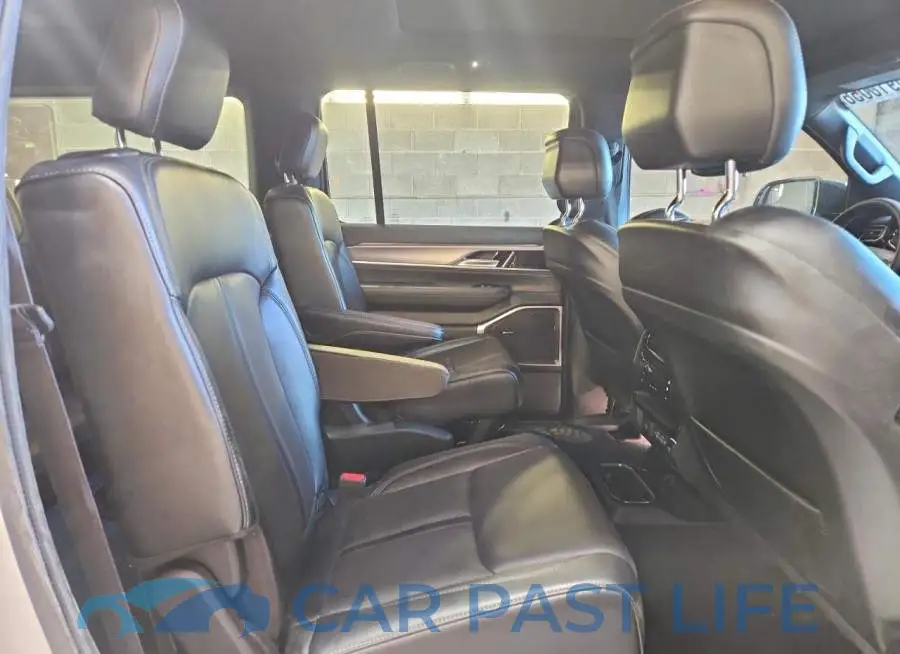 1C4SJVBP4RS120933# 11