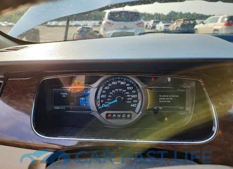 1FAHP2F82JG130433# 9