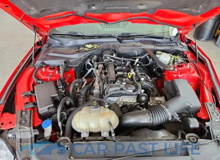 1FATP8UH1M5105748# 11