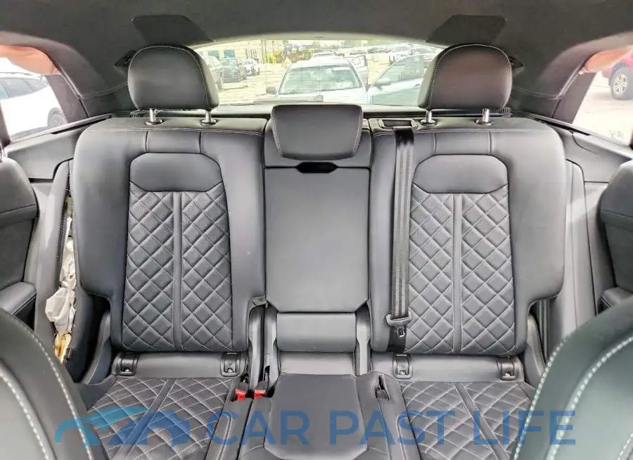 WA1CWBF10PD005445# 10