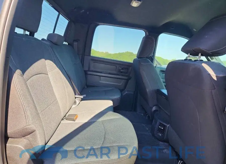 3C6UR5CJ4RG177790# 10