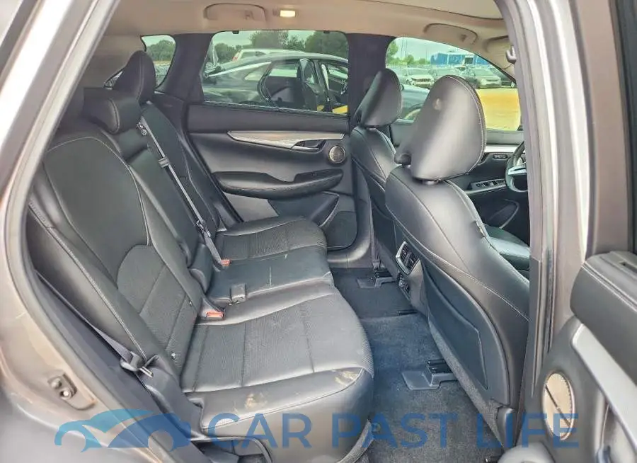 3PCAJ5M17LF118828# 11