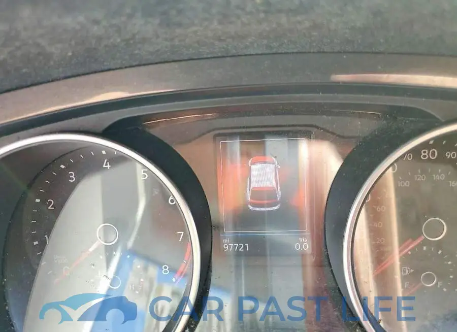 3VV3B7AX3LM101922# 9