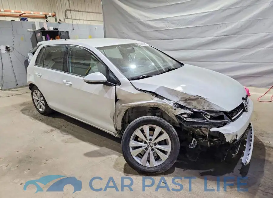 3VW117AU9HM062790# 4