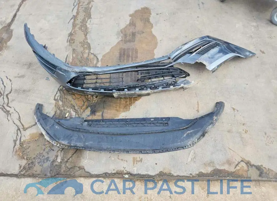 3VW217AU9HM018647# 12