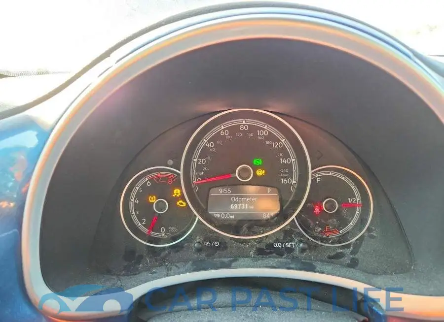 3VW5DAATXKM504982# 9