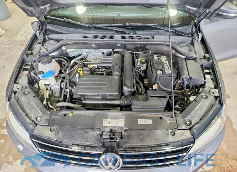 3VWDB7AJ4JM246671# 11