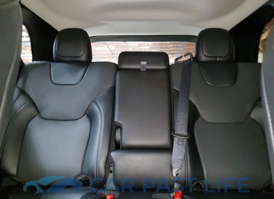 1C4PJMMB8PD110358# 10
