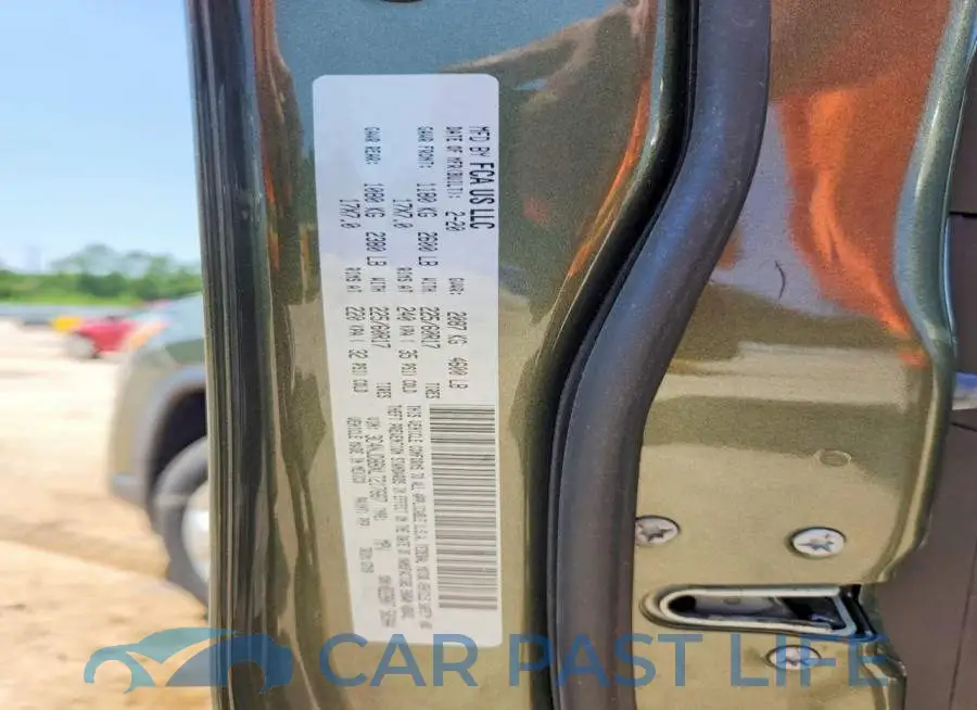3C4NJDBBXLT217667# 13