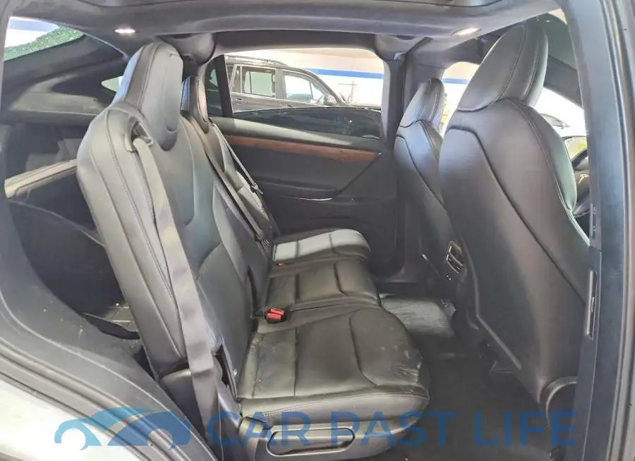 5YJXCDE25LF300470# 11