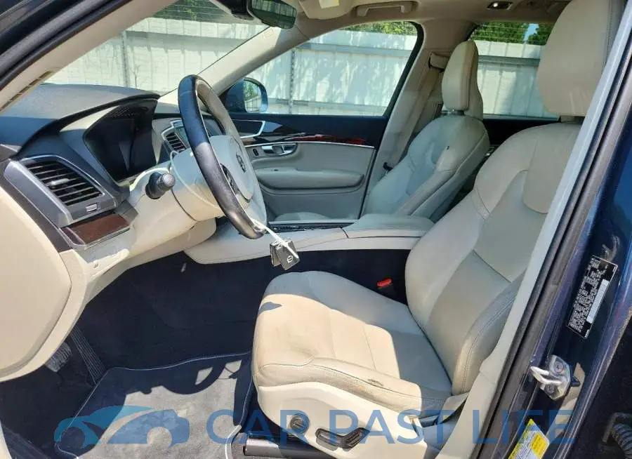 YV4A22PK9K1422781# 7