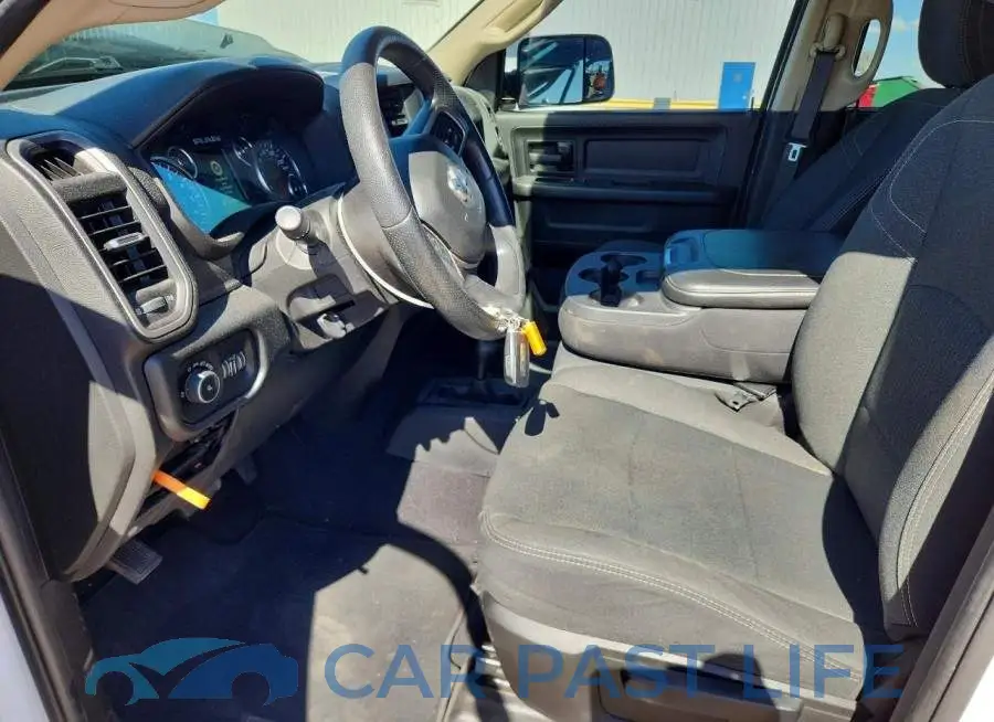 3C6UR5CJ6LG218122# 7