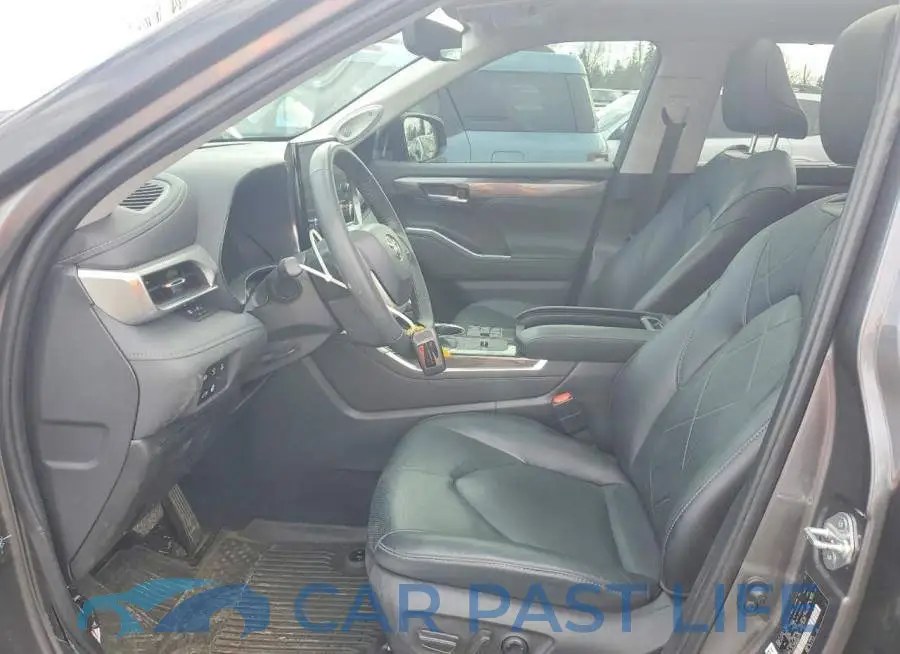 5TDEBRCH9RS607112# 7