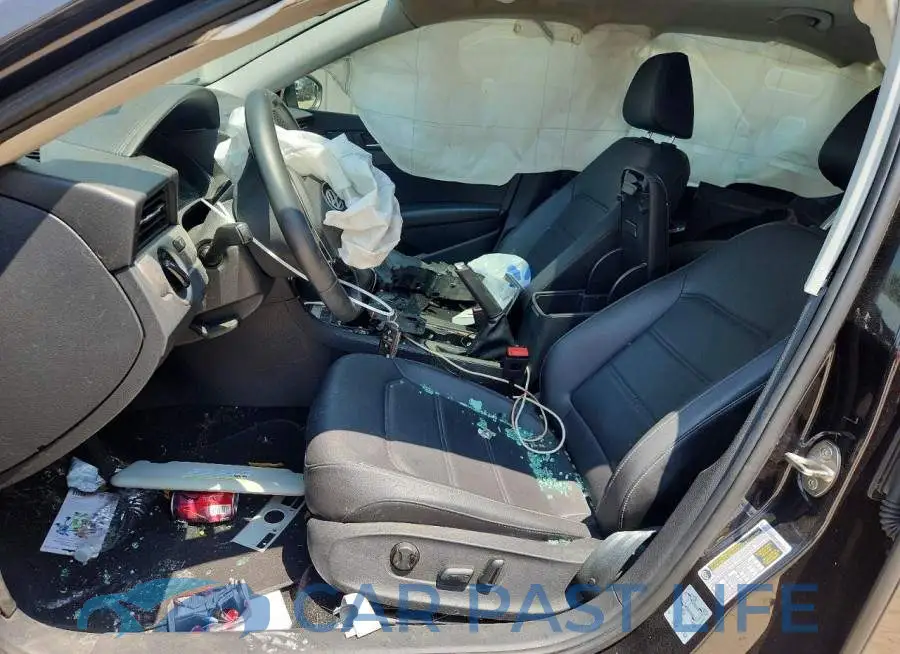 1VWSA7A33NC008829# 7
